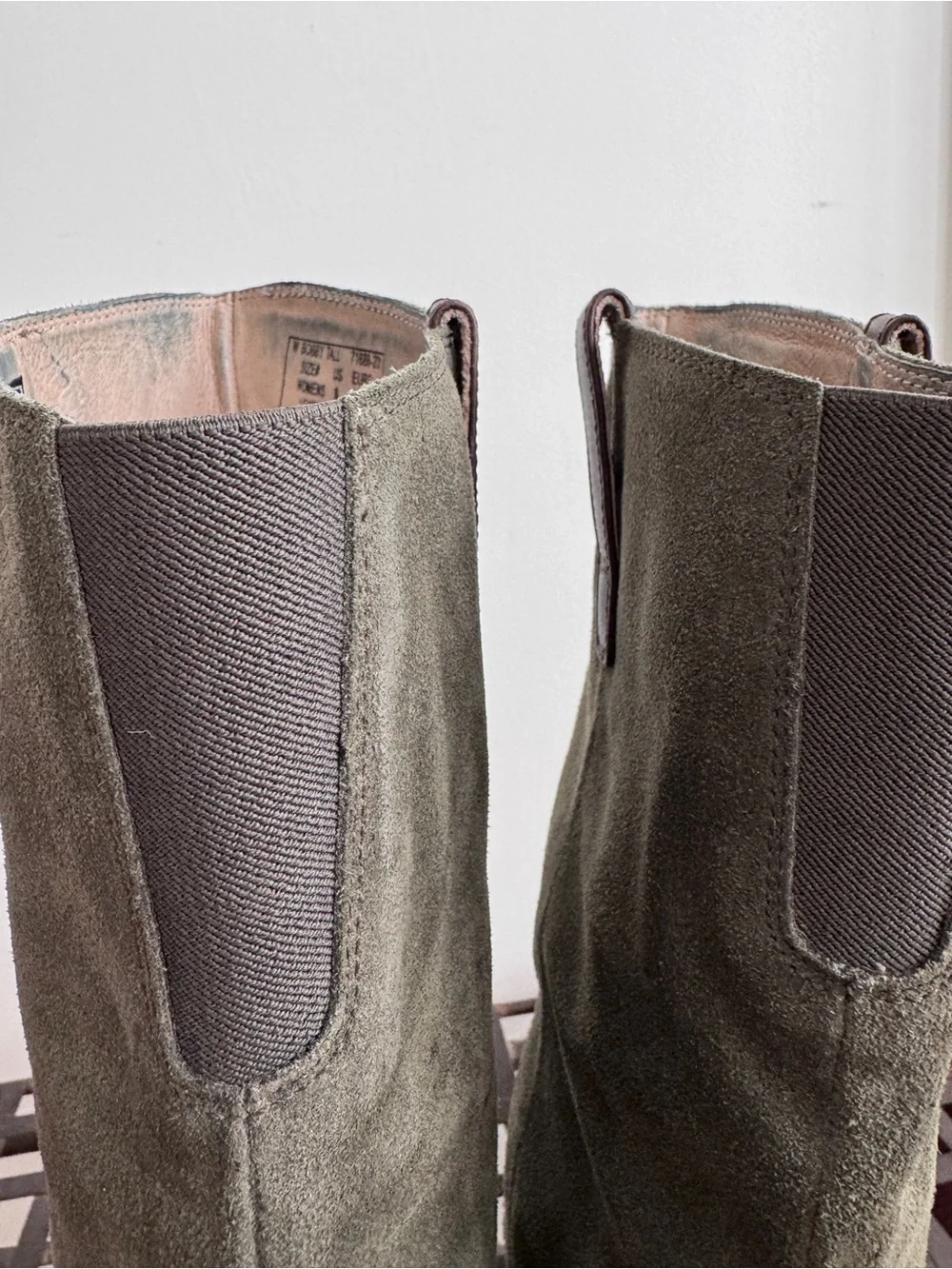 BOGS Bobby Tall Women's 9 Euro 40 waterproof boots. Box included.